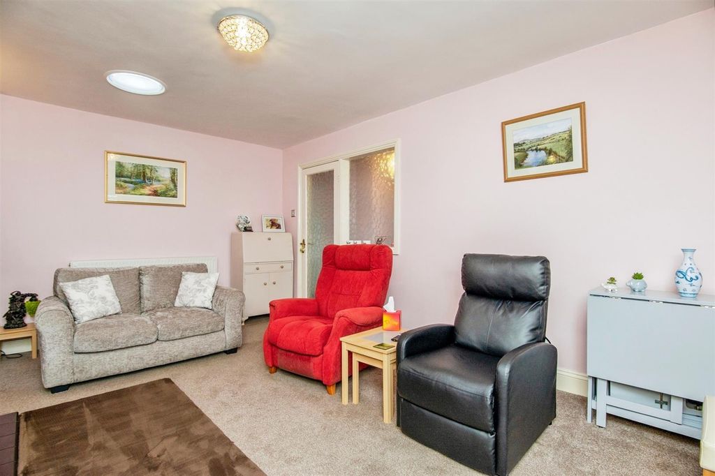 Property photo 3 of 21 Mal3082233.Jpg