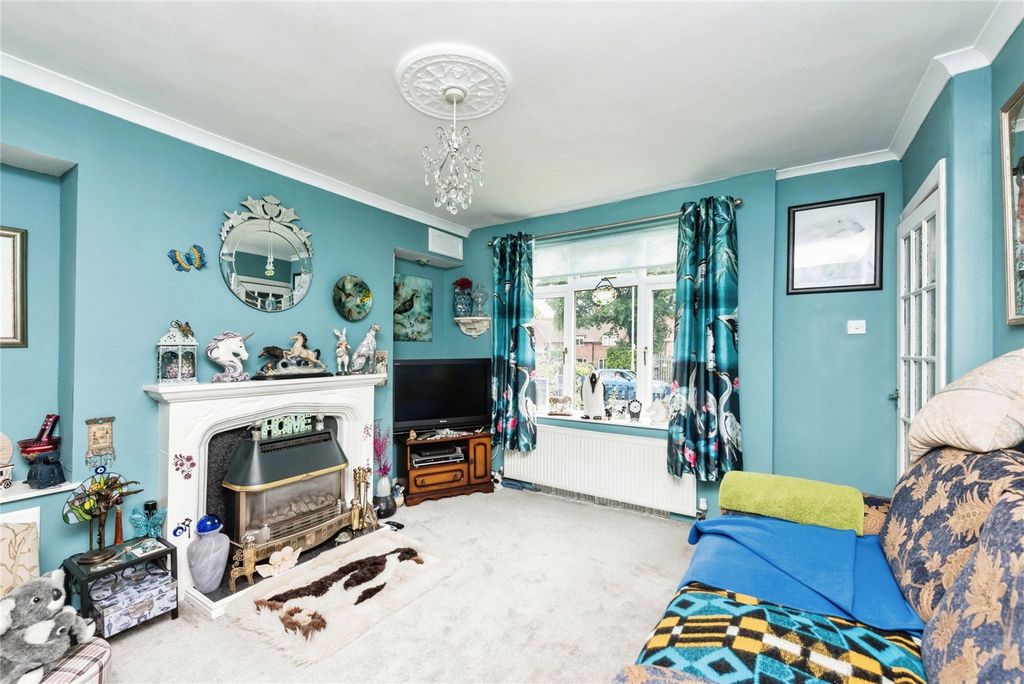 Property photo 3 of 17 Picture No. 11