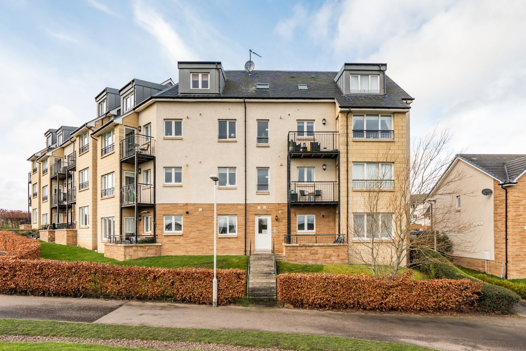 Property photo 1 of 19 Primary Property Image