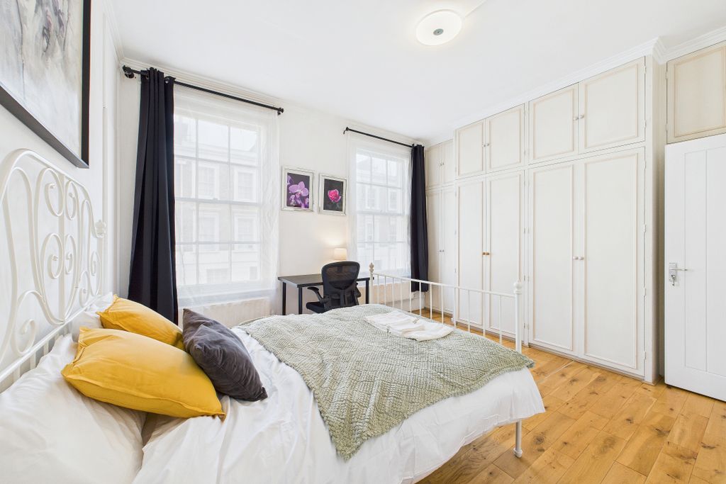 Property photo 3 of 18