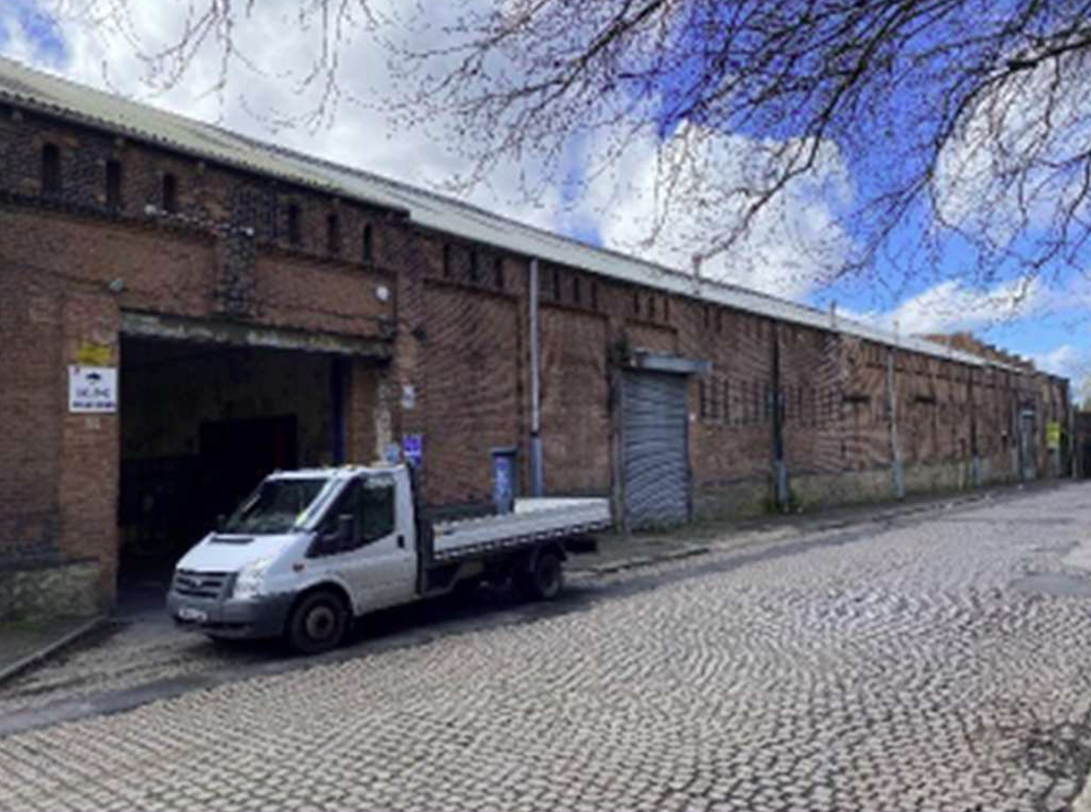 Property photo 2 of 12