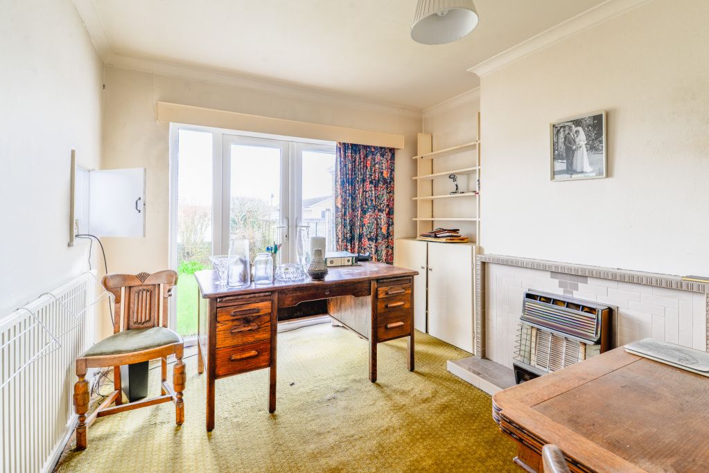 Property photo 2 of 25 Dining Room