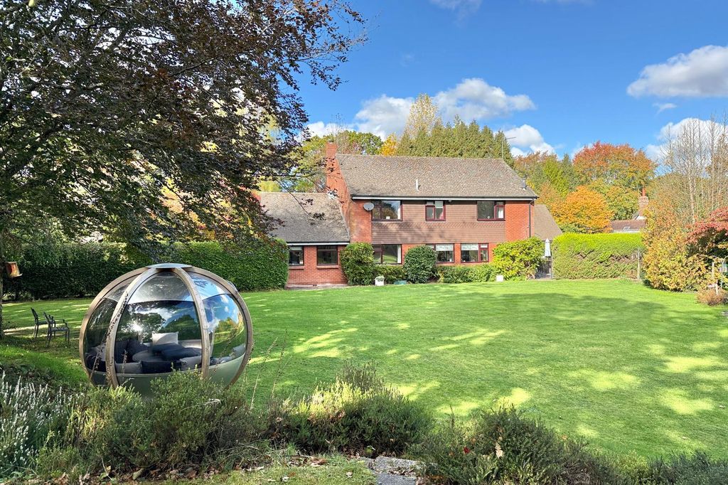 Property photo 1 of 35 Westerly Grange, Ringwood Road, Three Legged Cross