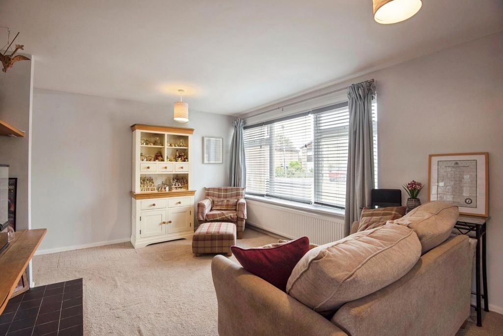 Property photo 3 of 20 Pbox-Img.Jpg
