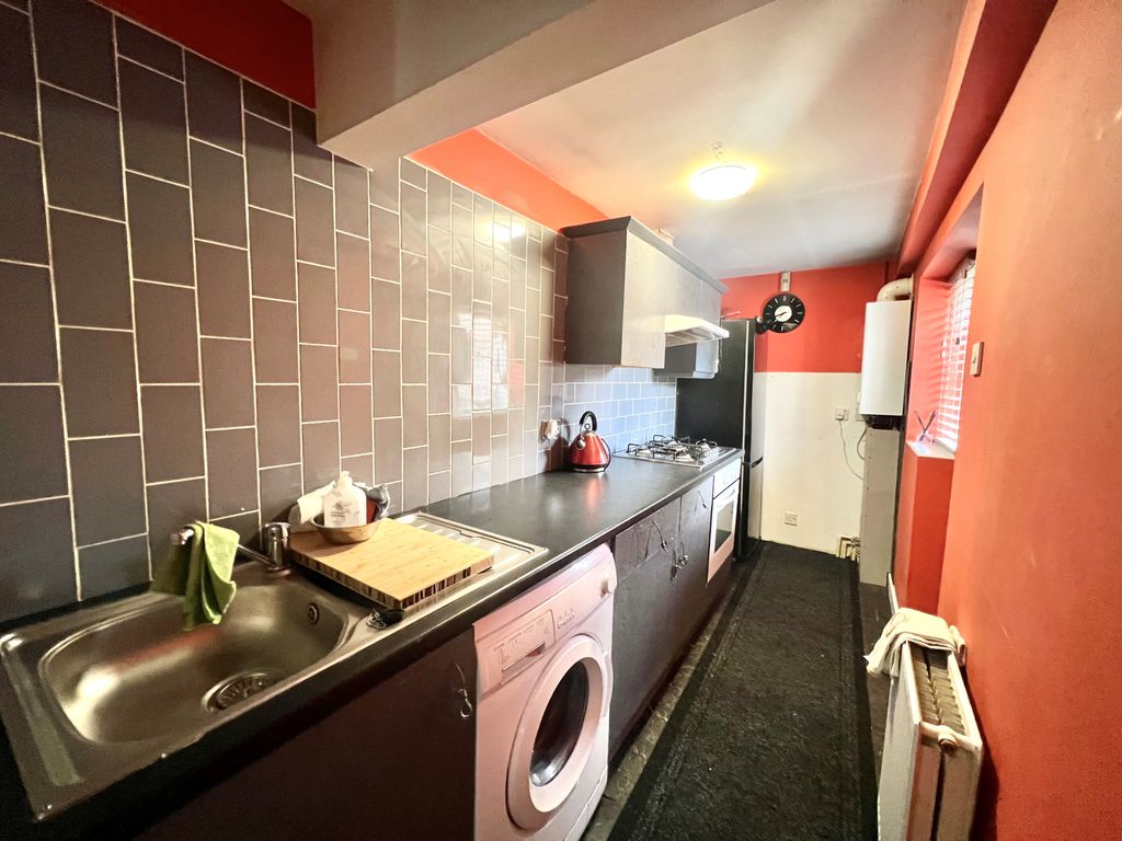 Property photo 2 of 5 Image