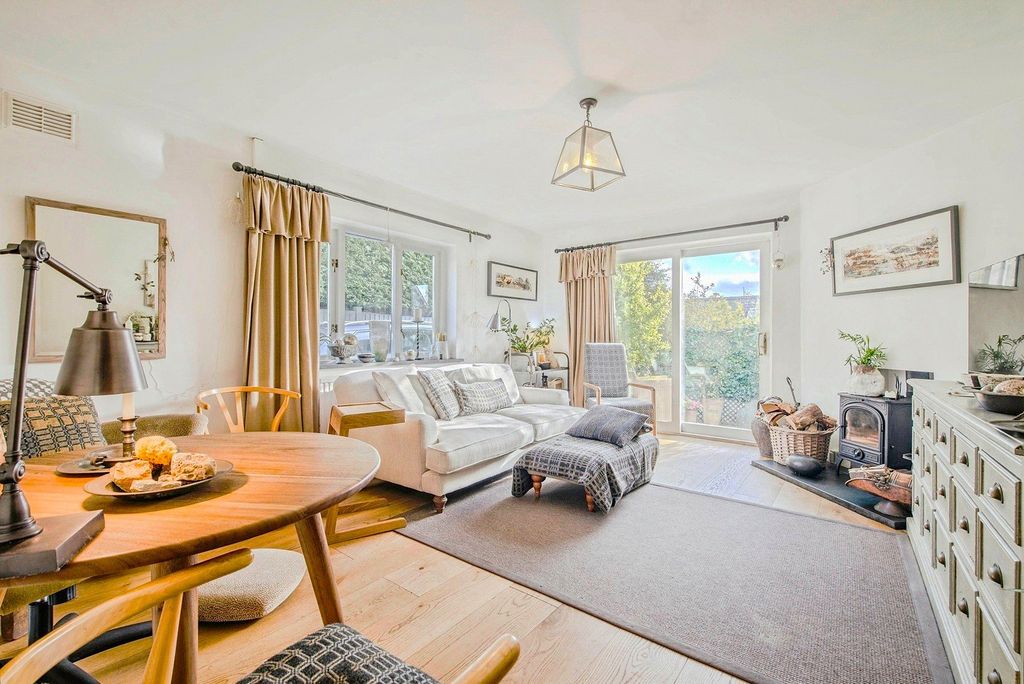 Property photo 3 of 25 Picture No. 36