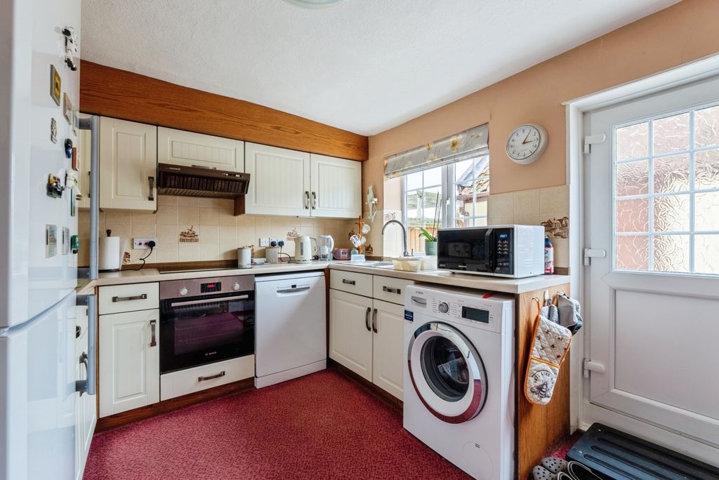 Property photo 2 of 15 Pbox-Img.Jpg