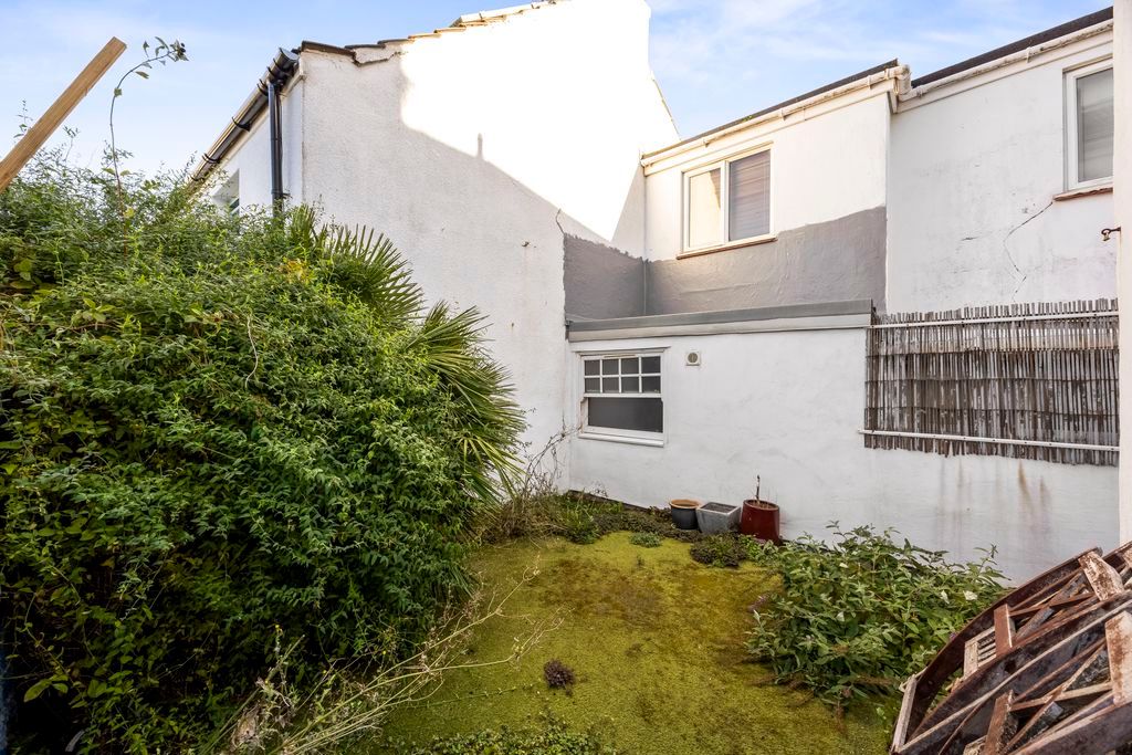 Property photo 2 of 15 Photo 18