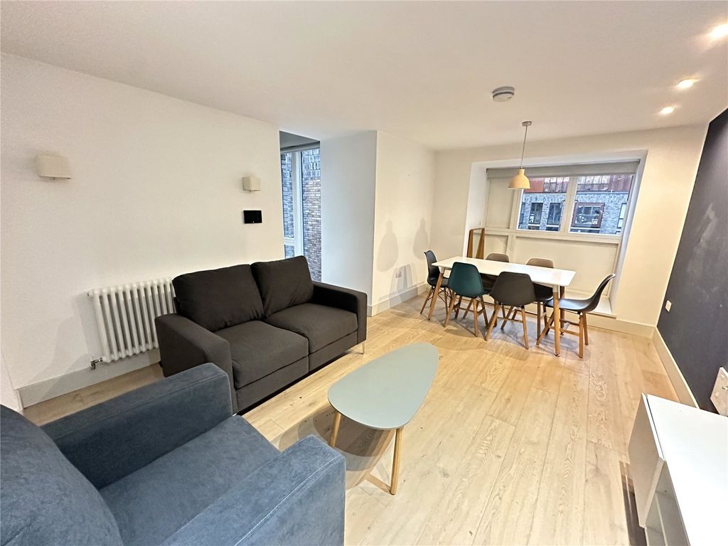 Property photo 3 of 29 Picture 3