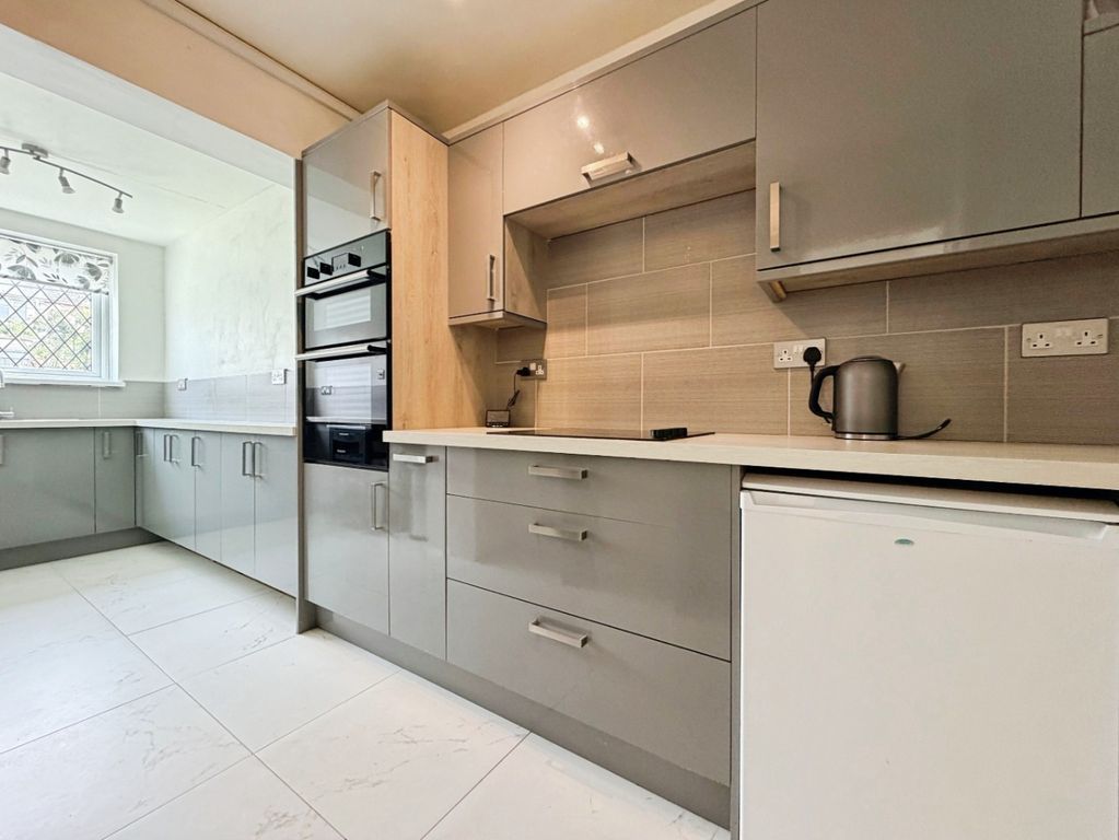 Property photo 3 of 21 5329397