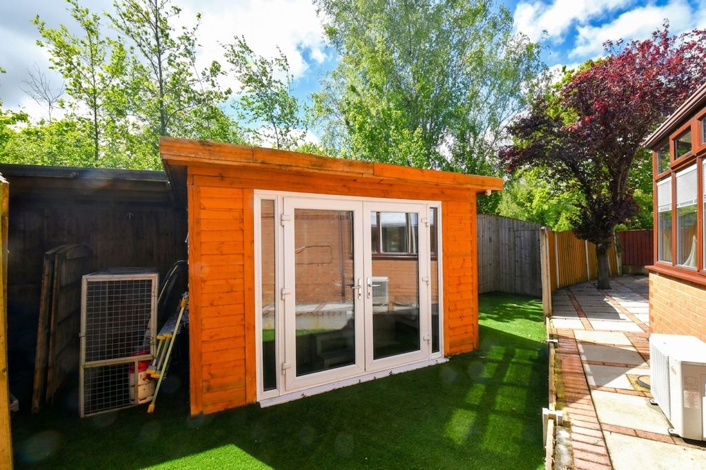 Property photo 3 of 23