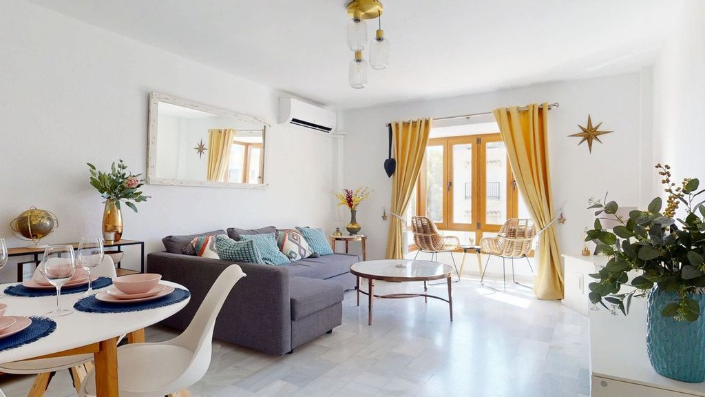 Property photo 1 of 11 Apartment, Mijas
