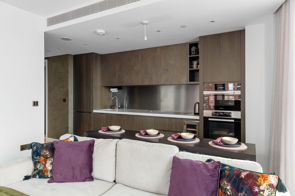 Property photo 3 of 21 094A6764