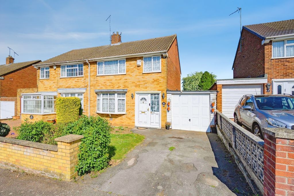 Property photo 1 of 17 Pbox-Img.Jpg