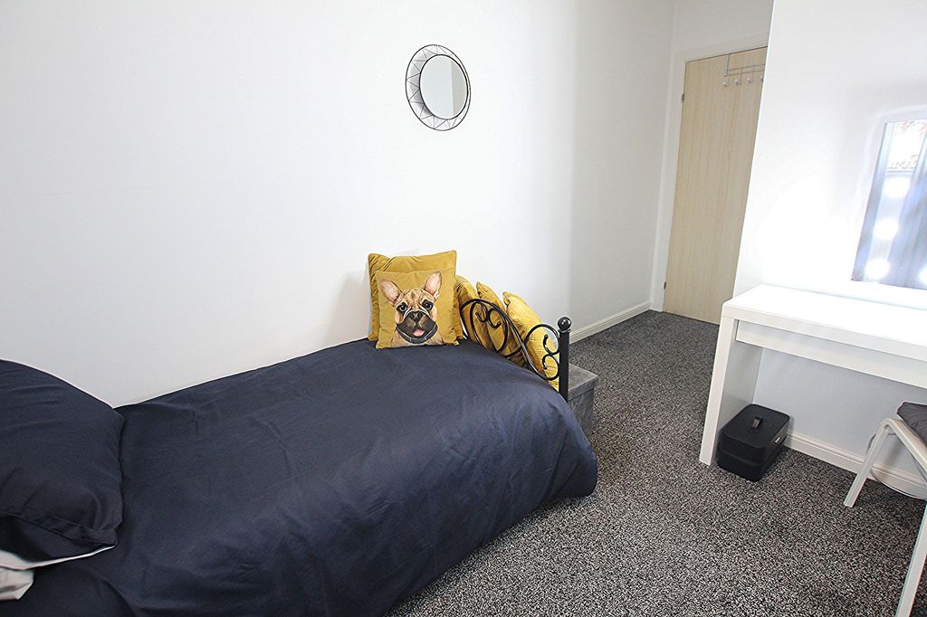 Additional image 12 of 2 bed flat for saleHawk Brae, Livingston EH54
