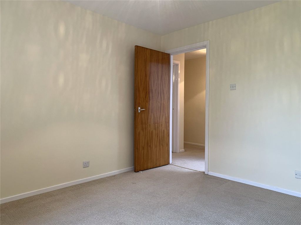 Property photo 2 of 10 Picture No. 01
