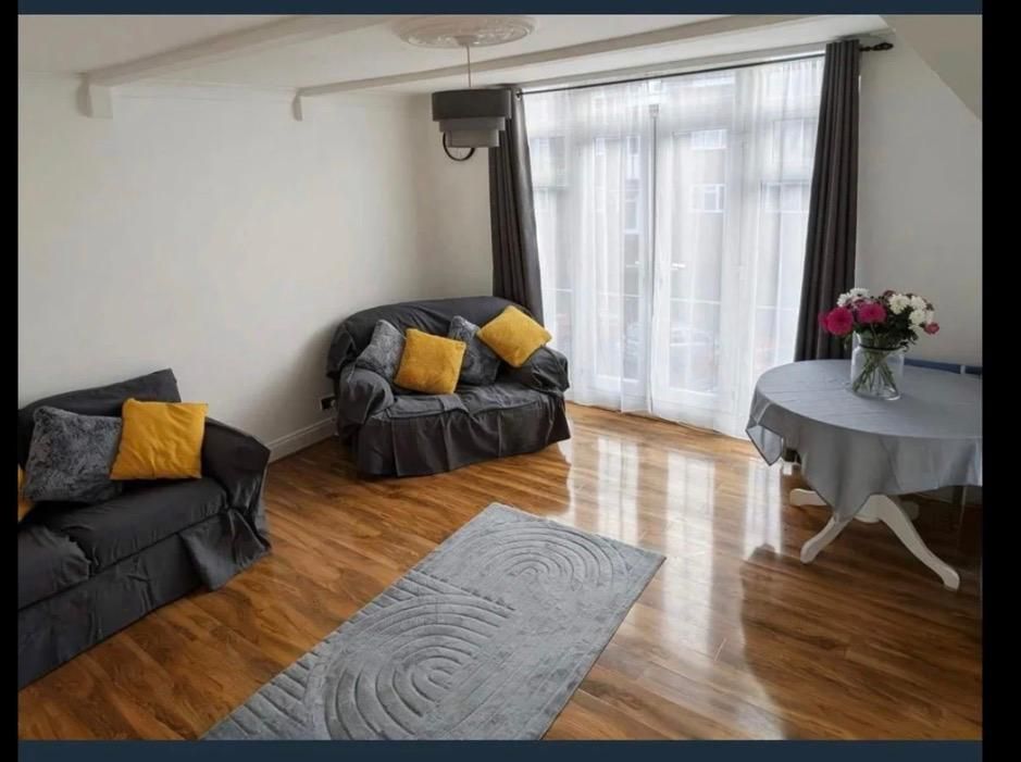 Property photo 1 of 6