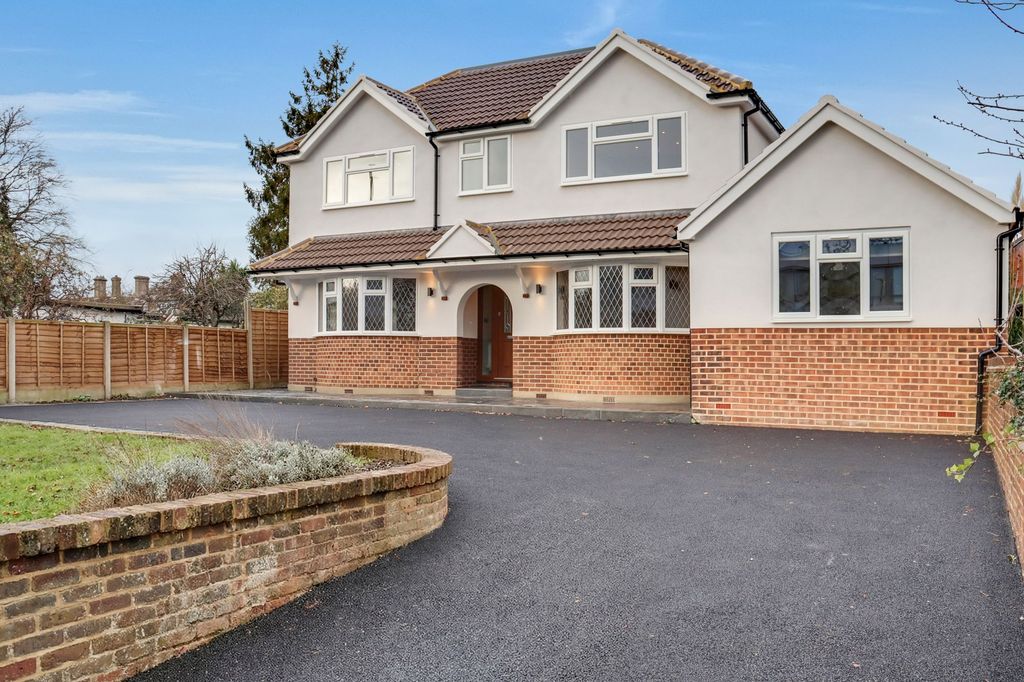 Property photo 1 of 30