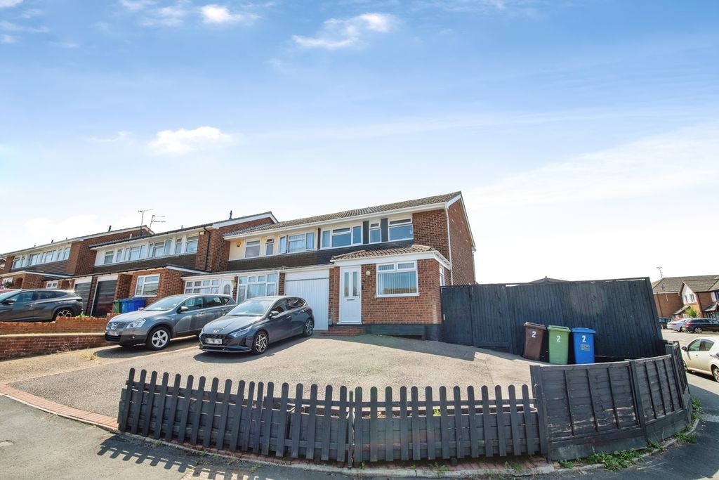 Property photo 1 of 18 Pbox-Img.Jpg