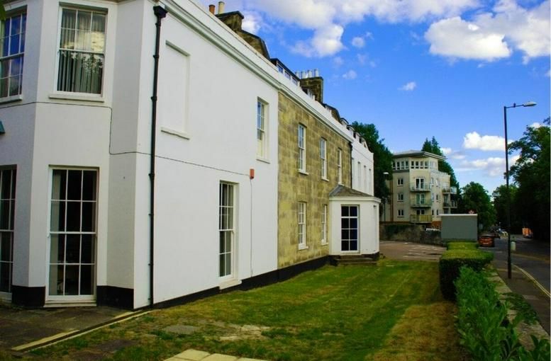 Property photo 2 of 11