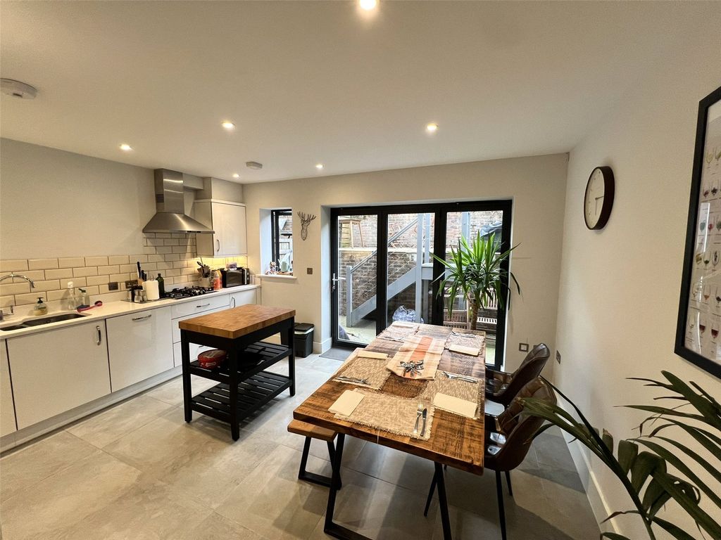 Property photo 3 of 11 Picture No. 03