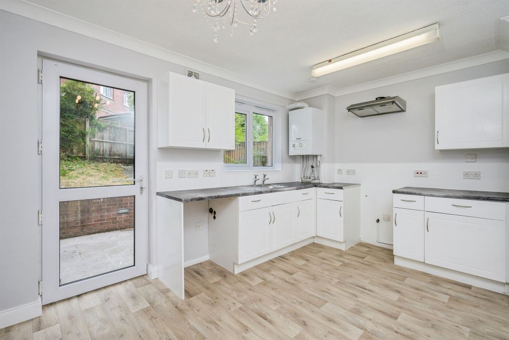 Property photo 3 of 19