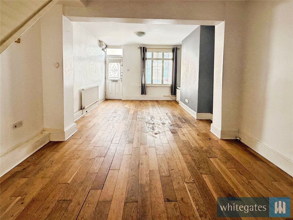 Property photo 3 of 15 Picture No. 03