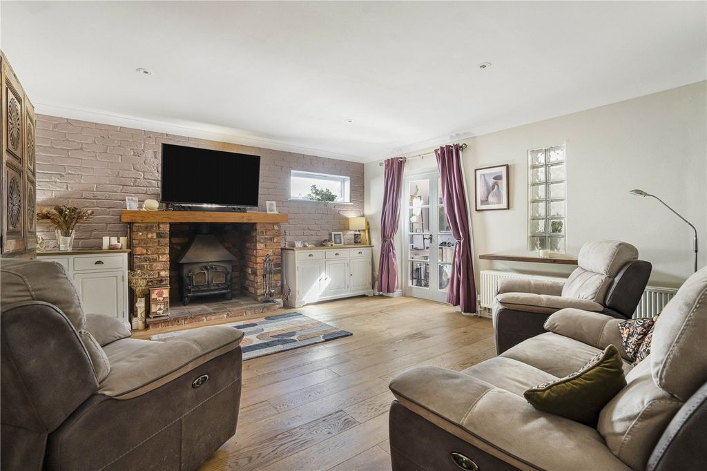 Property photo 3 of 10 Reception Room