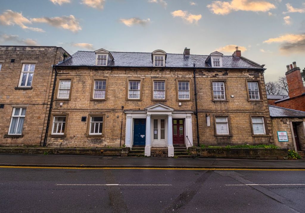 Property photo 1 of 49