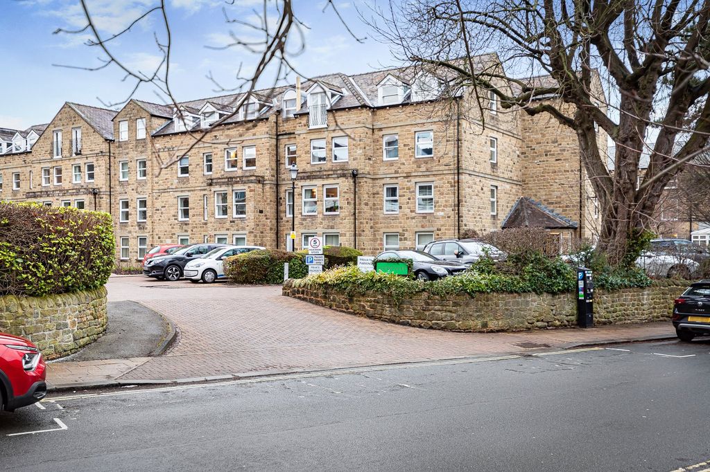 Property photo 1 of 21 Picture No. 23