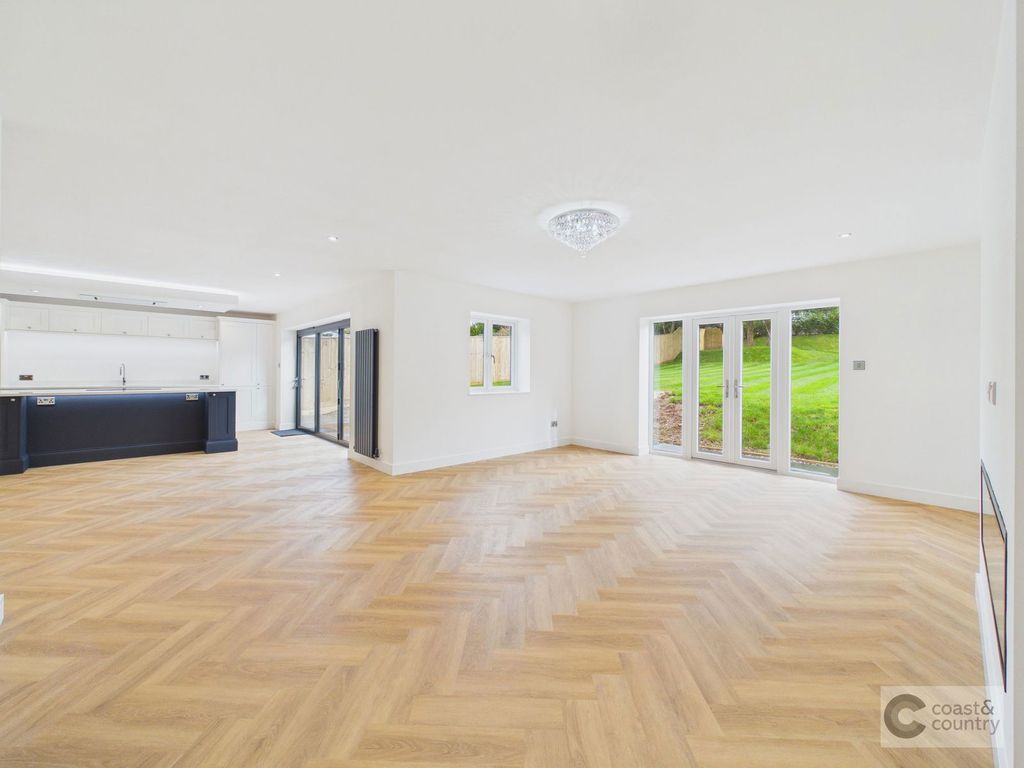 Additional image 4 of 4 bed bungalow for saleExeter Road, Kingsteignton TQ12