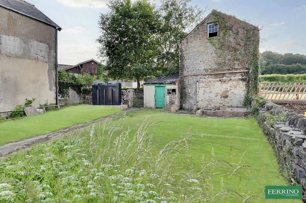 Property photo 2 of 22 Outbuilding-Barn