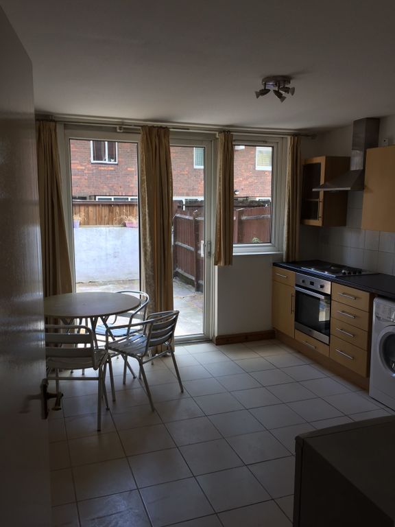 Property photo 3 of 18