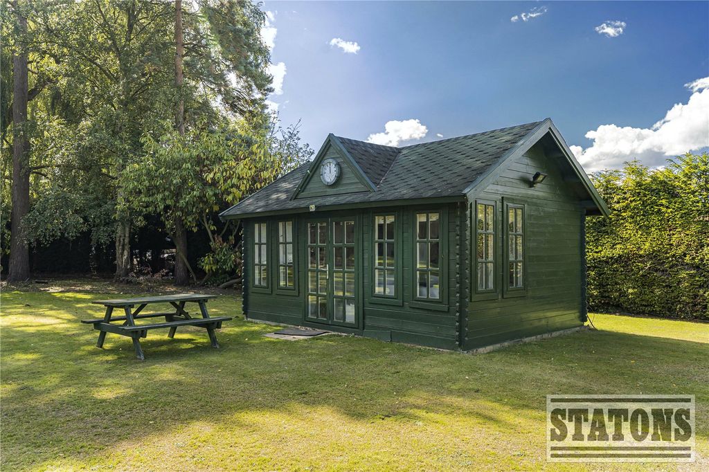 Additional image 36 of 9 bed detached house to rentRush Green, Hertford, Hertfordshire SG13