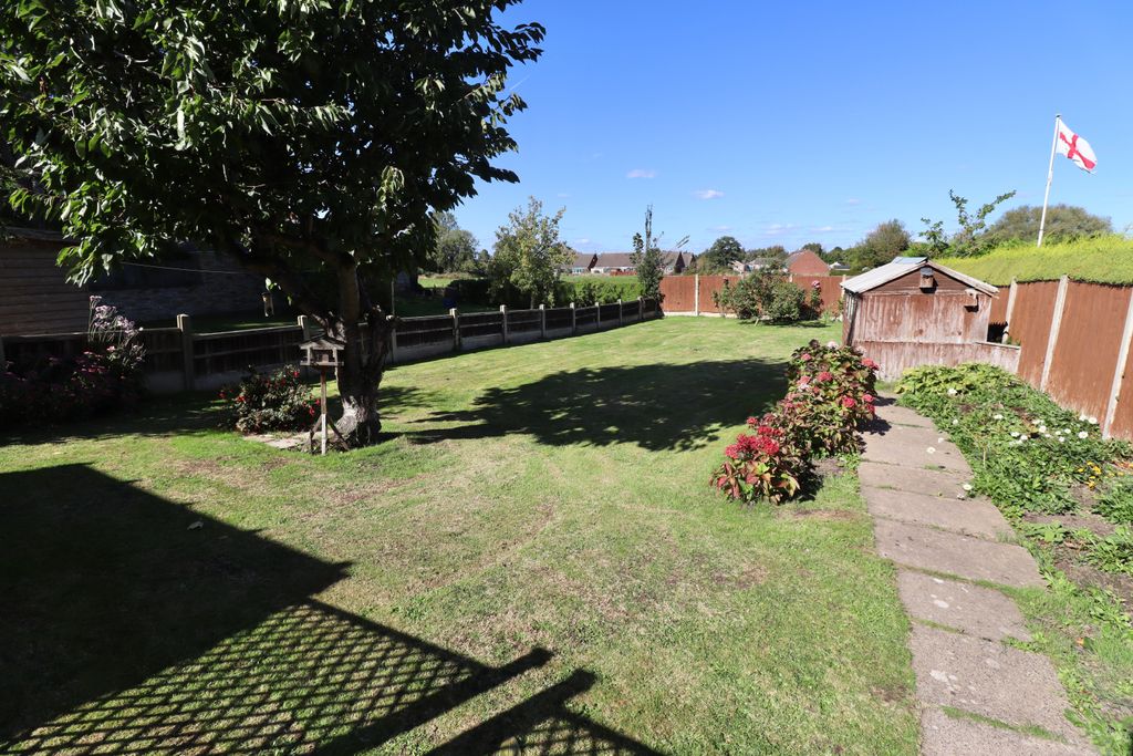 Property photo 2 of 13 Img_0976