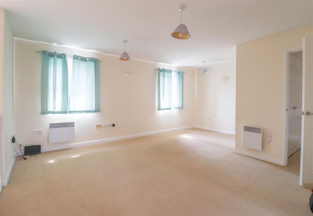 Property photo 3 of 10 Img_2654-1.Jpg