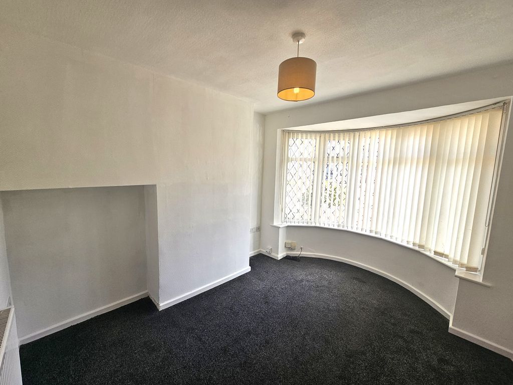 Property photo 2 of 12 Photo 11
