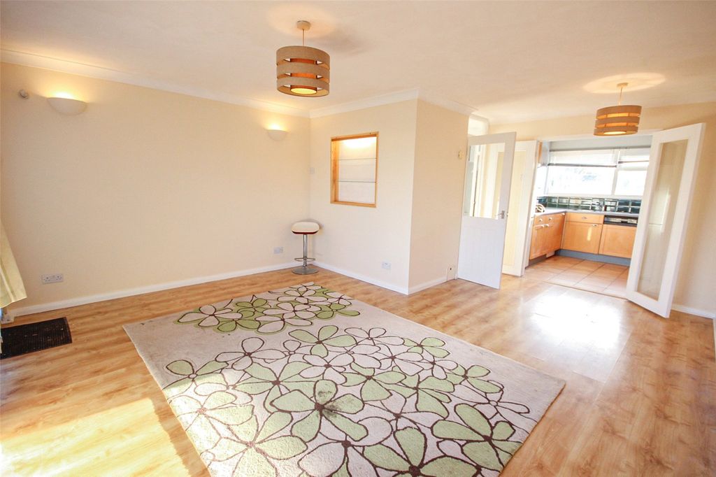 Property photo 2 of 18 Picture No. 08