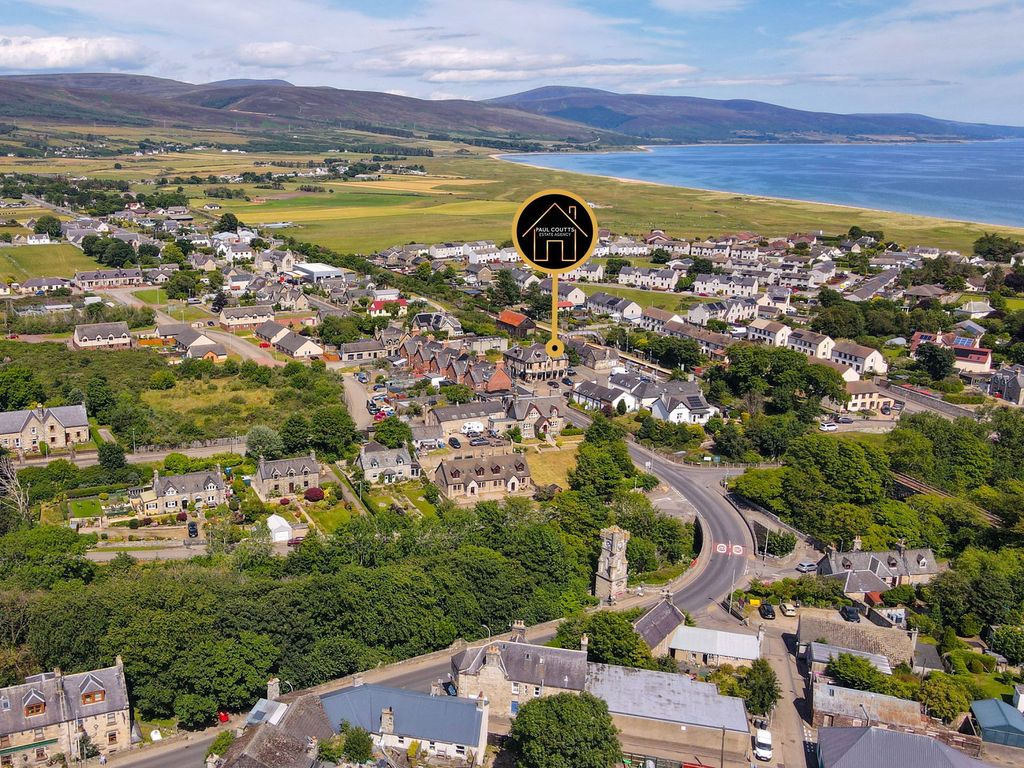 Property photo 2 of 22