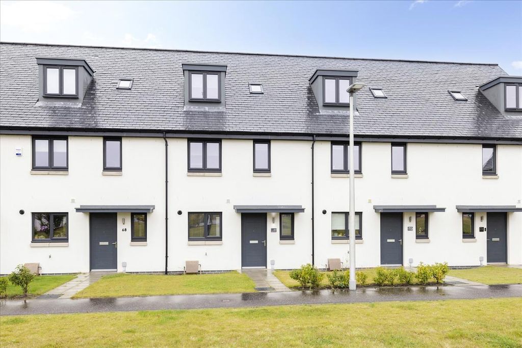 Property photo 1 of 35