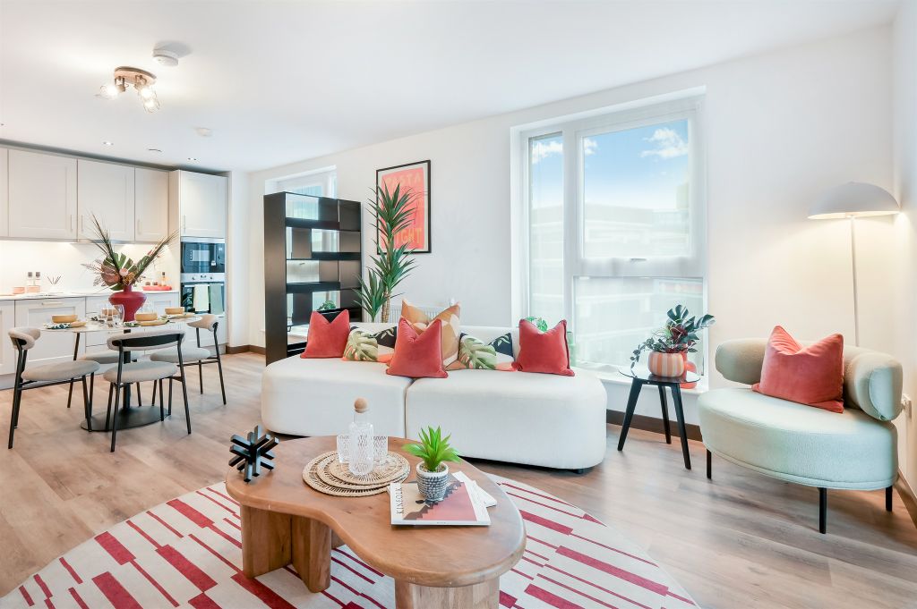 Property photo 2 of 11