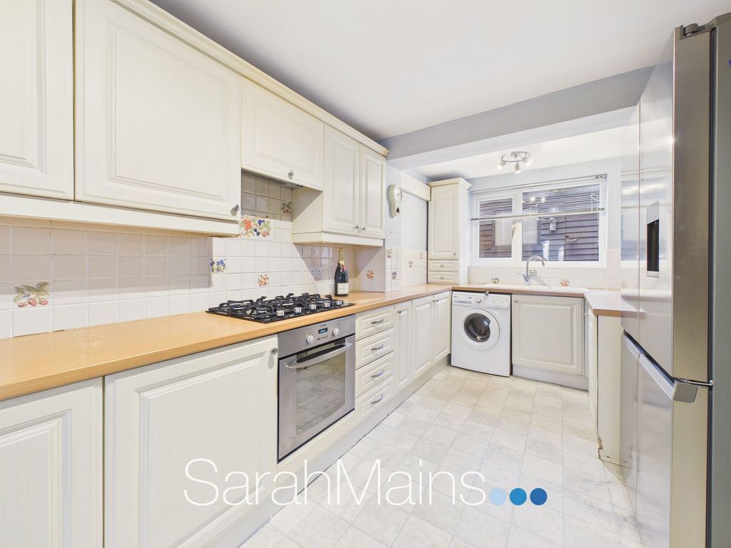 Property photo 2 of 13 Kitchen