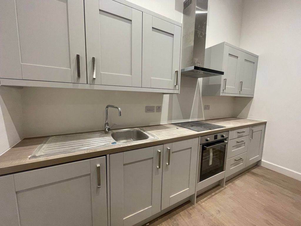 Property photo 2 of 4 Kitchen