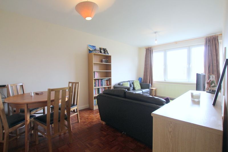 Property photo 3 of 7 3