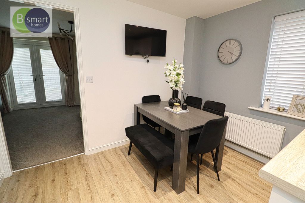 Property photo 3 of 14 Img_2653