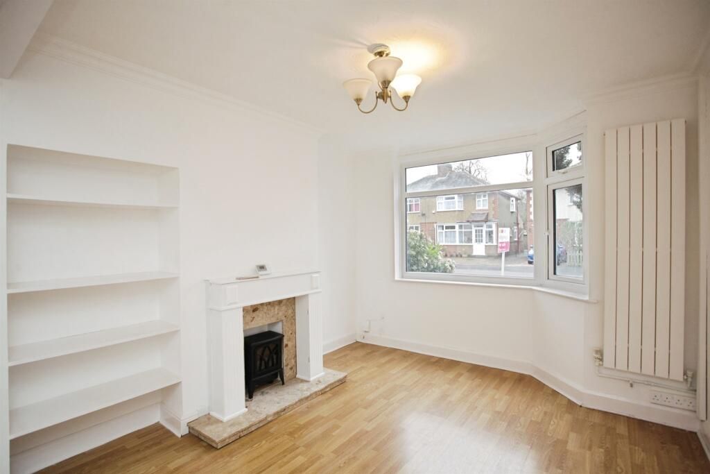 Property photo 3 of 19 Image