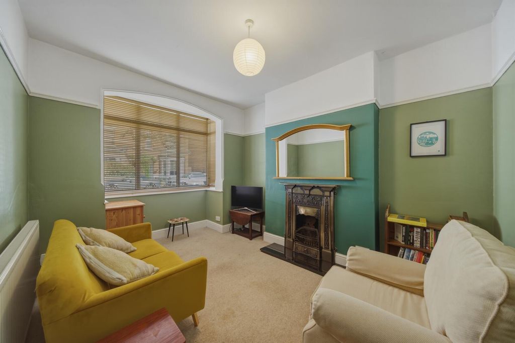 Property photo 2 of 19 Living Room