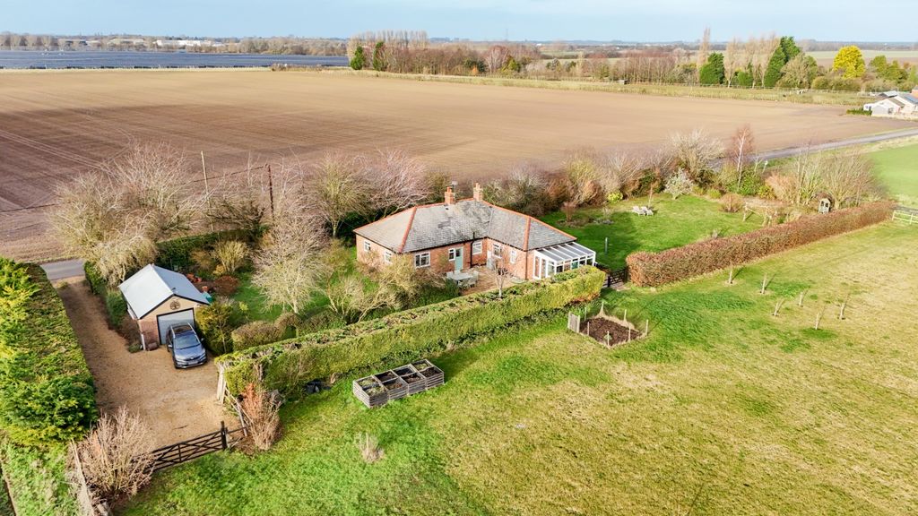 Property photo 1 of 42 4289740