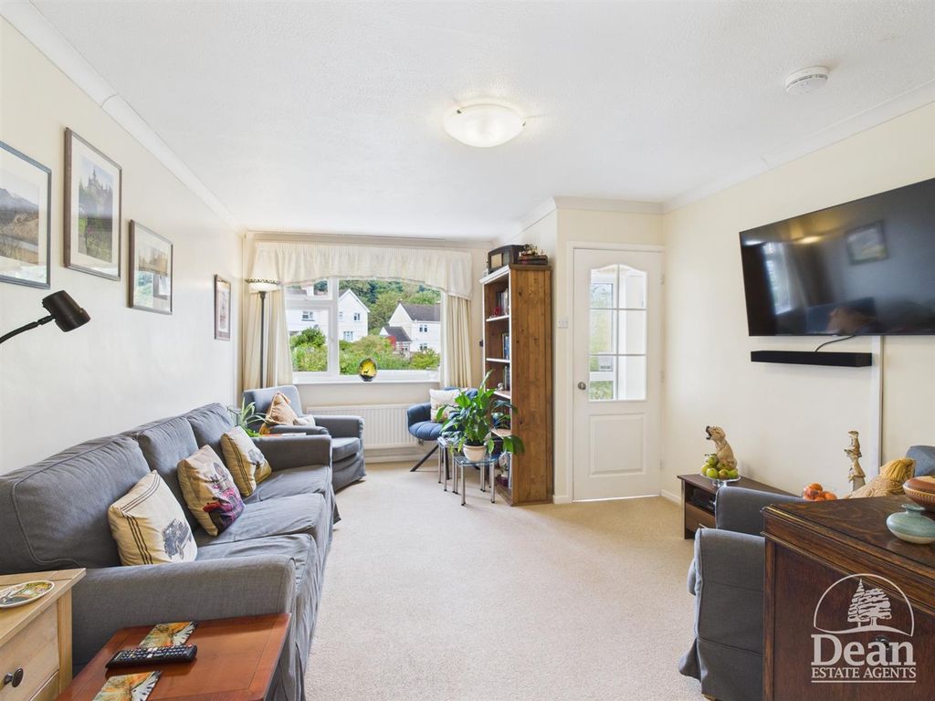 Property photo 2 of 44