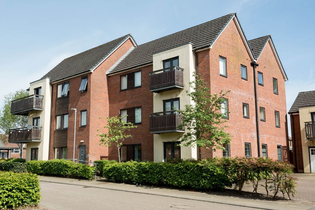 Property photo 2 of 8